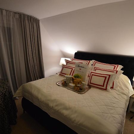 The White House Austria Apartman Lind ob Velden Kültér fotó