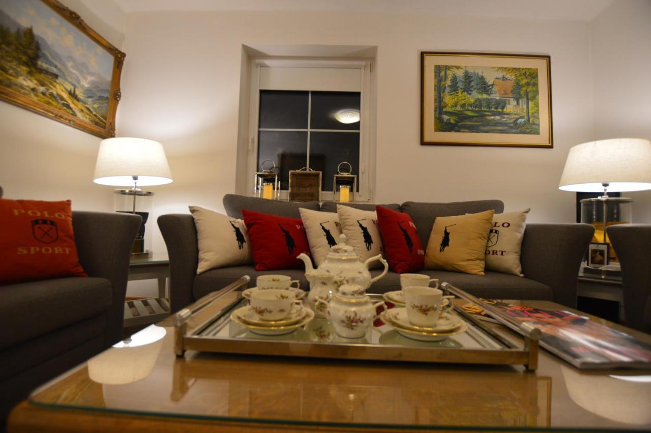 The White House Austria Apartman Lind ob Velden Kültér fotó